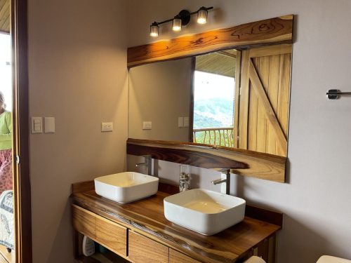 Casa Buena vista bath